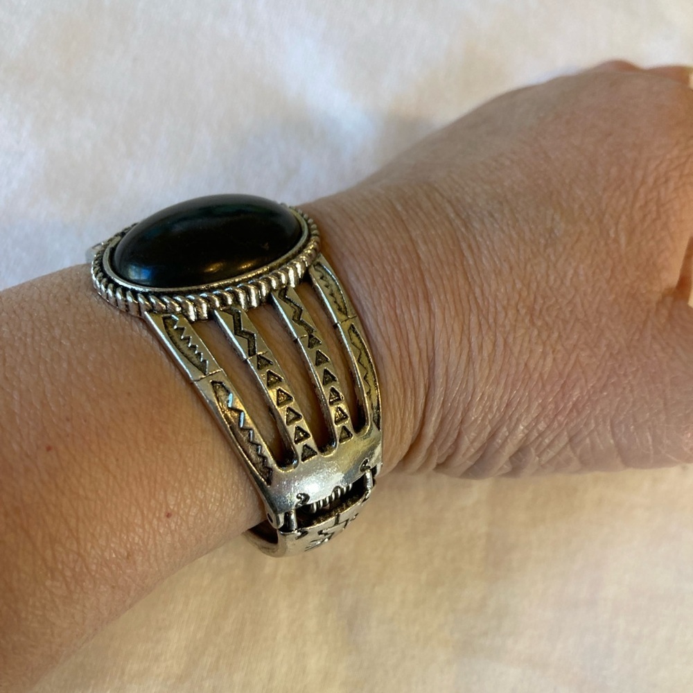 Black Stone Ethnic Inspired Hinged Bracelet - Picture 5 of 9